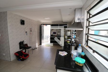 Casa para alugar com 220m², 3 quartos e 6 vagasCozinha