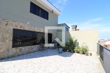 Casa para alugar com 220m², 3 quartos e 6 vagasVaranda