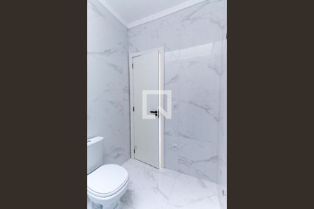 Casa à venda com 108m², 2 quartos e 1 vaga Casa à venda com 108m², 2 quartos e 1 vagaBanheiro da suíte 2