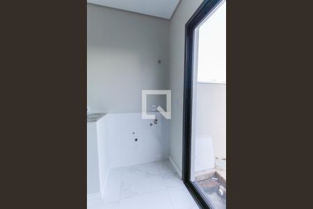 Casa à venda com 108m², 2 quartos e 1 vaga Casa à venda com 108m², 2 quartos e 1 vagaÁrea de serviço