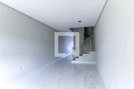 Sala de casa à venda com 2 quartos, 108m² em Hípica, Porto Alegre