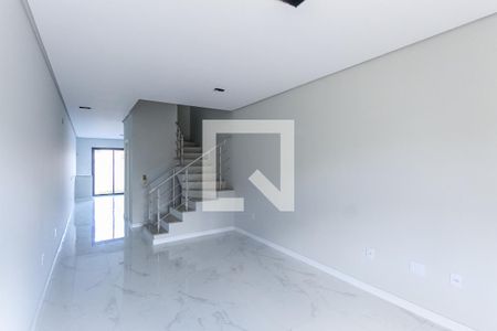 Sala de casa à venda com 2 quartos, 108m² em Hípica, Porto Alegre