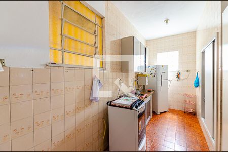 Casa à venda com 180m², 4 quartos e 2 vagasCozinha 