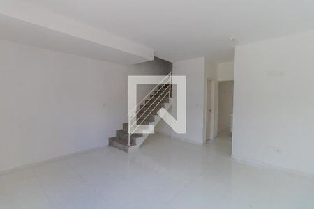 Sala de casa de condomínio à venda com 3 quartos, 144m² em Vila Granada, São Paulo