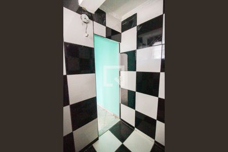 Casa para alugar com 33m², 1 quarto e sem vagaBanheiro