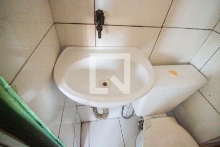 Banheiro de casa para alugar com 1 quarto, 33m² em Vila Carolina, São Paulo