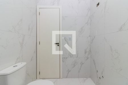 Casa à venda com 108m², 2 quartos e 1 vaga Casa à venda com 108m², 2 quartos e 1 vagaBanheiro da Suíte 1