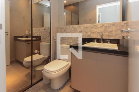 Apartamento para alugar com 67m², 2 quartos e 2 vagas Apartamento para alugar com 67m², 2 quartos e 2 vagasBanheiro