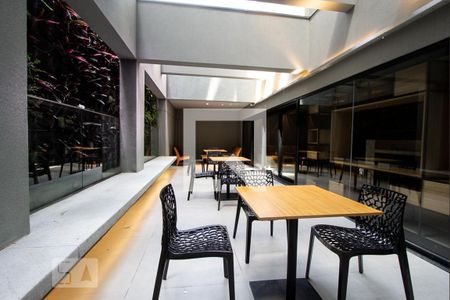 Apartamento para alugar com 67m², 2 quartos e 2 vagas Apartamento para alugar com 67m², 2 quartos e 2 vagasSalão de Festas