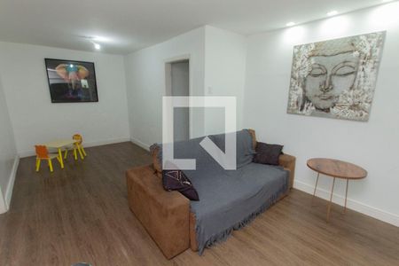 Sala de casa à venda com 3 quartos, 170m² em Passo D’areia, Porto Alegre