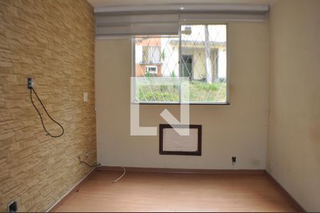 Sala de apartamento à venda com 2 quartos, 45m² em Pechincha, Rio de Janeiro