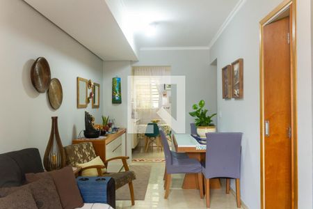 Sala de casa de condomínio à venda com 3 quartos, 110m² em Vila Campo Grande, São Paulo
