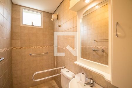 Casa de condomínio à venda com 200m², 3 quartos e 2 vagasLavabo