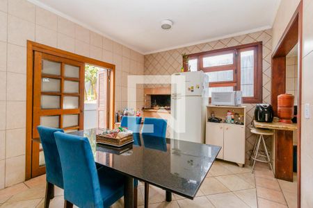 Casa à venda com 250m², 5 quartos e 4 vagasCozinha