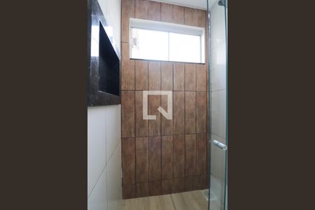 Casa para alugar com 170m², 2 quartos e sem vaga Casa para alugar com 170m², 2 quartos e sem vagaBanheiro da suíte 1