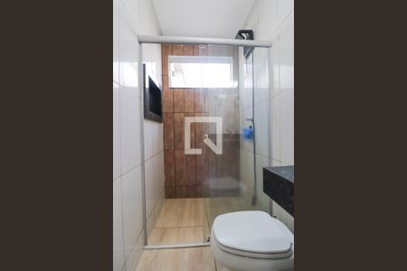 Casa para alugar com 170m², 2 quartos e sem vaga Casa para alugar com 170m², 2 quartos e sem vagaBanheiro da suíte 1