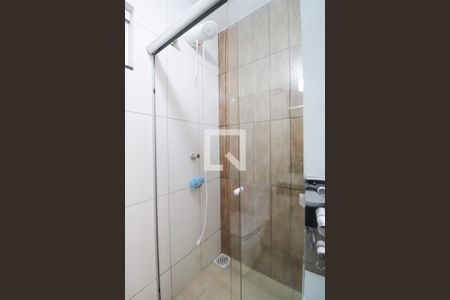 Casa para alugar com 170m², 2 quartos e sem vaga Casa para alugar com 170m², 2 quartos e sem vagaBanheiro da suíte 2