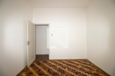 Quarto 1 de apartamento para alugar com 2 quartos, 70m² em Rio Branco, Porto Alegre