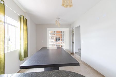 Casa para alugar com 350m², 8 quartos e 3 vagasCozinha