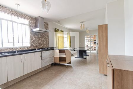 Casa para alugar com 350m², 8 quartos e 3 vagasCozinha