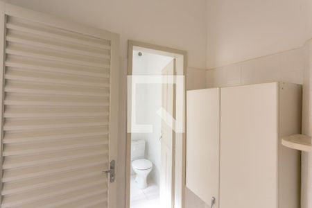 Apartamento para alugar com 127m², 3 quartos e sem vaga Apartamento para alugar com 127m², 3 quartos e sem vagaBanheiro