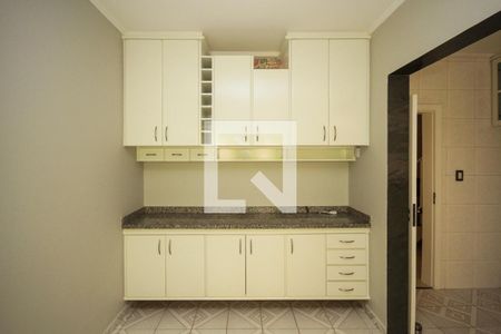 Casa para alugar com 103m², 3 quartos e 2 vagasCozinha