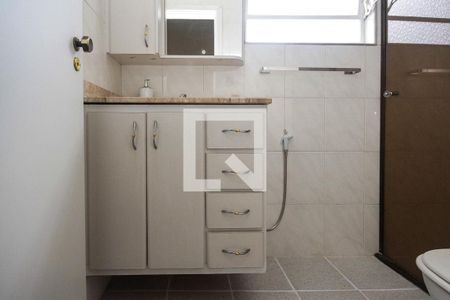 Casa para alugar com 103m², 3 quartos e 2 vagasBanheiro Social