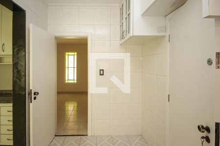 Casa para alugar com 103m², 3 quartos e 2 vagasCozinha