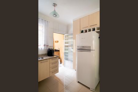 Casa à venda com 164m², 3 quartos e 2 vagas Casa à venda com 164m², 3 quartos e 2 vagasCozinha