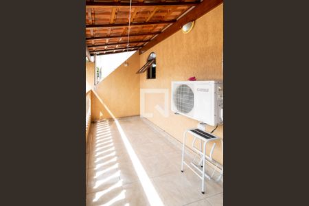 Casa à venda com 164m², 3 quartos e 2 vagas Casa à venda com 164m², 3 quartos e 2 vagasVaranda Quarto 3 - Suíte