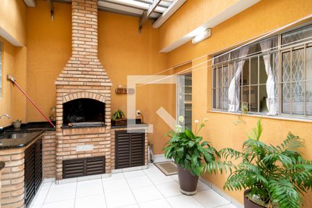 Casa à venda com 164m², 3 quartos e 2 vagas Casa à venda com 164m², 3 quartos e 2 vagasÁrea Externa / Churrasqueira