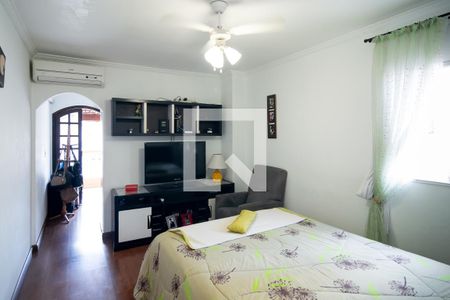 Casa à venda com 164m², 3 quartos e 2 vagas Casa à venda com 164m², 3 quartos e 2 vagasQuarto 3 - Suíte