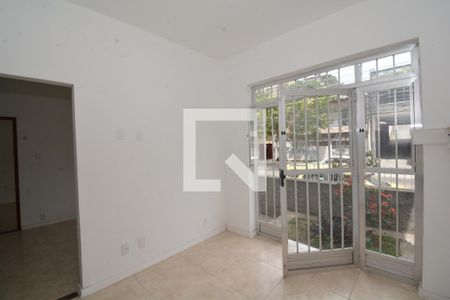 Sala de Estar de apartamento para alugar com 2 quartos, 73m² em Vila Valqueire, Rio de Janeiro