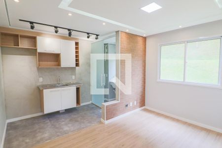 Sala / Cozinha de apartamento à venda com 2 quartos, 41m² em Jardim Celeste, São Paulo