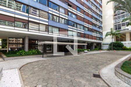 Apartamento à venda com 115m², 3 quartos e 1 vagaFachada