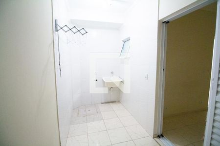 Casa para alugar com 40m², 1 quarto e sem vagaarea de serviço