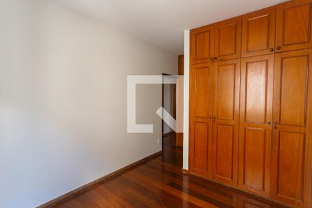 Suíte de apartamento para alugar com 3 quartos, 97m² em Sagrada Família, Belo Horizonte