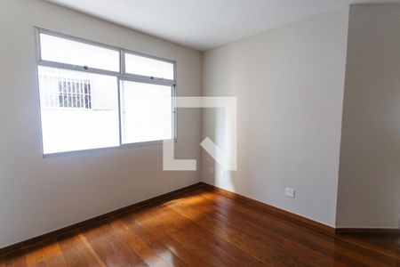 Sala de apartamento para alugar com 3 quartos, 97m² em Sagrada Família, Belo Horizonte
