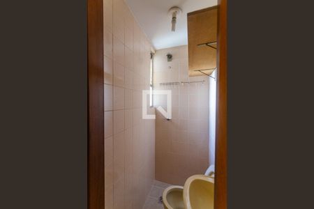Apartamento para alugar com 97m², 3 quartos e 1 vaga Apartamento para alugar com 97m², 3 quartos e 1 vagaBanheiro de Serviço