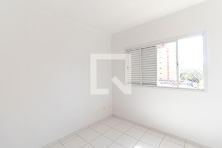 Apartamento à venda com 80m², 2 quartos e 1 vagaQuarto 02 
