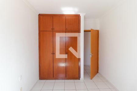 Apartamento à venda com 80m², 2 quartos e 1 vagaQuarto 02 
