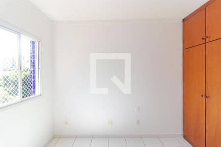 Apartamento à venda com 80m², 2 quartos e 1 vagaQuarto 02 