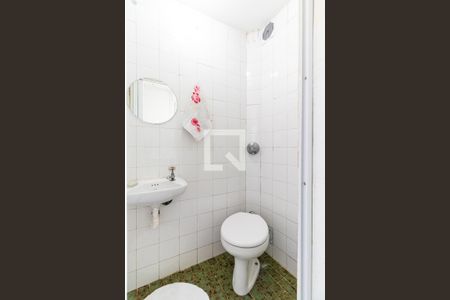 Apartamento para alugar com 72m², 3 quartos e 1 vaga Apartamento para alugar com 72m², 3 quartos e 1 vagaBanheiro de Serviço