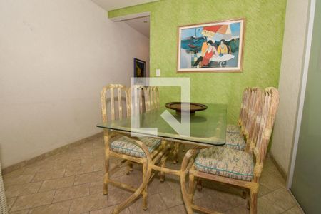 Sala de apartamento para alugar com 2 quartos, 90m² em Barra Funda, Guarujá