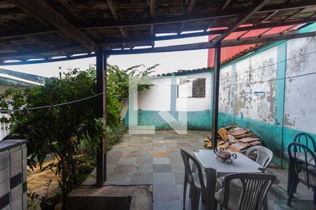 Casa à venda com 180m², 3 quartos e 2 vagas Casa à venda com 180m², 3 quartos e 2 vagasÁrea de Serviço/Quintal