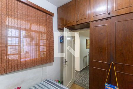 Casa à venda com 180m², 3 quartos e 2 vagas Casa à venda com 180m², 3 quartos e 2 vagasQuarto 3