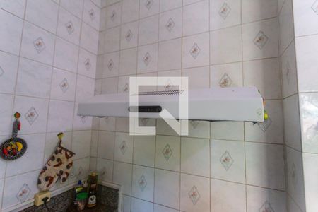 Casa à venda com 180m², 3 quartos e 2 vagas Casa à venda com 180m², 3 quartos e 2 vagasExaustor