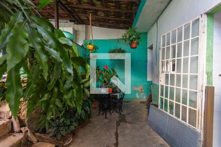 Casa à venda com 180m², 3 quartos e 2 vagas Casa à venda com 180m², 3 quartos e 2 vagasÁrea de Serviço/Quintal