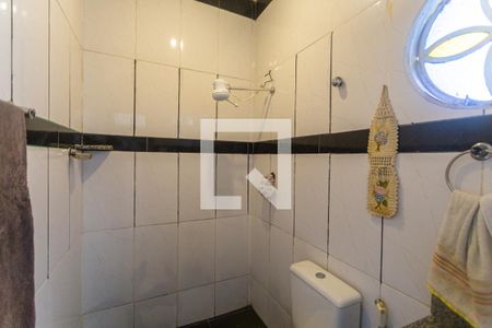 Casa à venda com 180m², 3 quartos e 2 vagas Casa à venda com 180m², 3 quartos e 2 vagasBanheiro Social