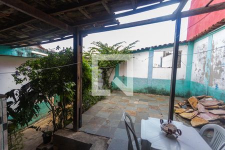 Casa à venda com 180m², 3 quartos e 2 vagas Casa à venda com 180m², 3 quartos e 2 vagasÁrea de Serviço/Quintal